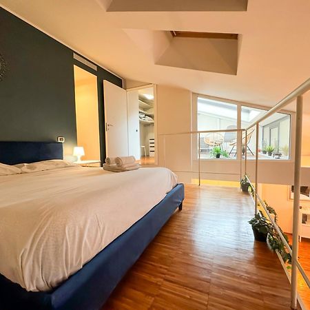Navigli Design Apartment With Balcony Milão Exterior foto